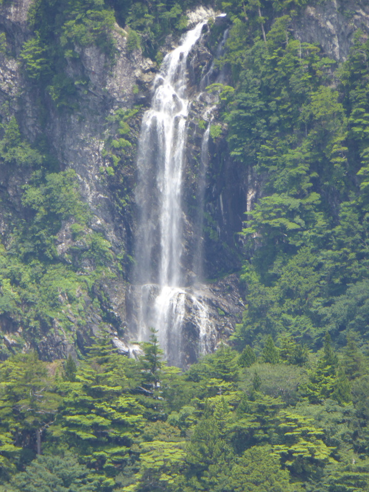 P1020734_mid.jpg