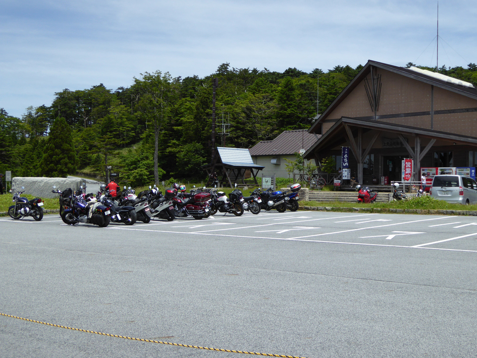 P1020758_mid.jpg