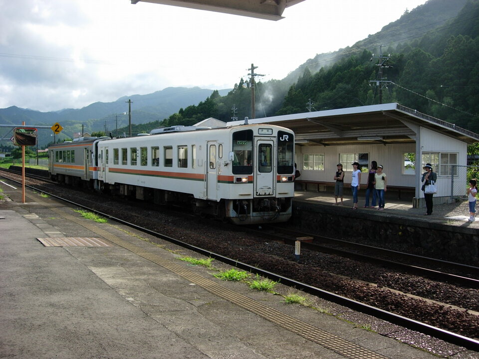 16_Takihara_07_mid.jpg