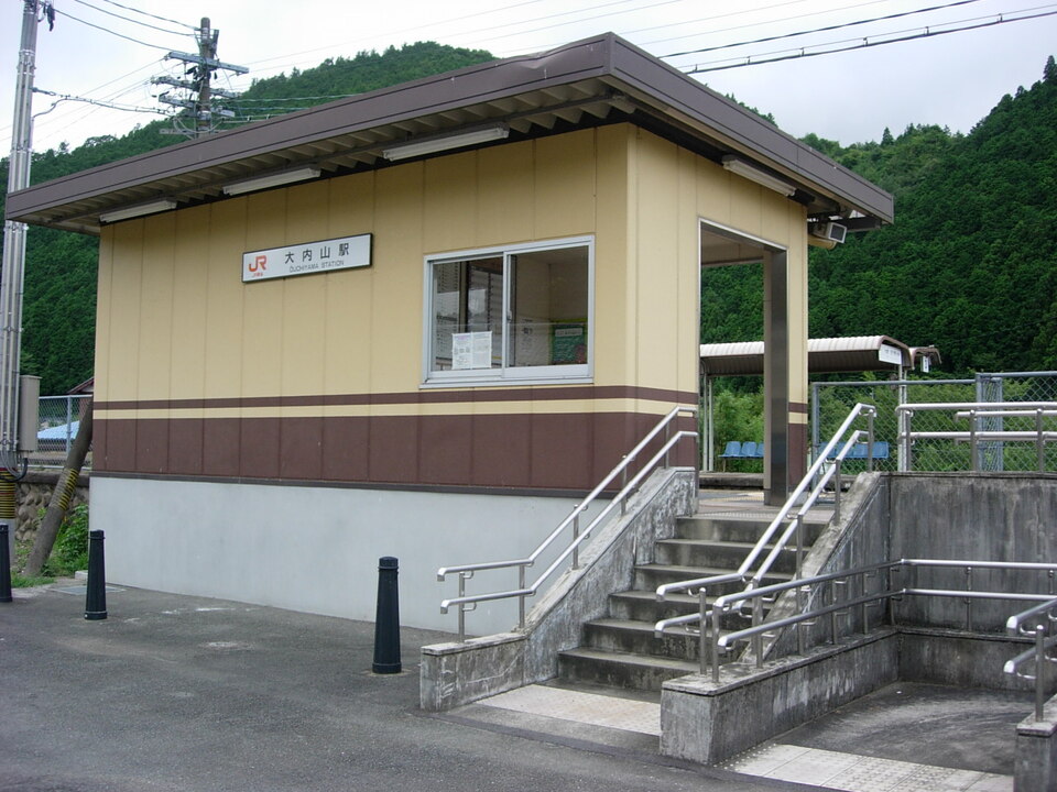 19_Oouchiyama_02_mid.jpg
