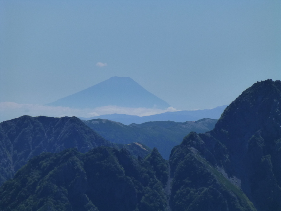 P1100951_mid.jpg