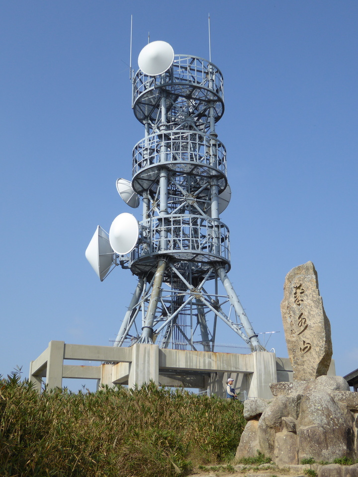 P1040667_mid.jpg