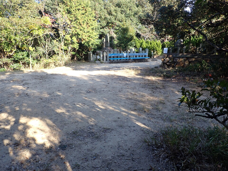 PB122337_mid.jpg