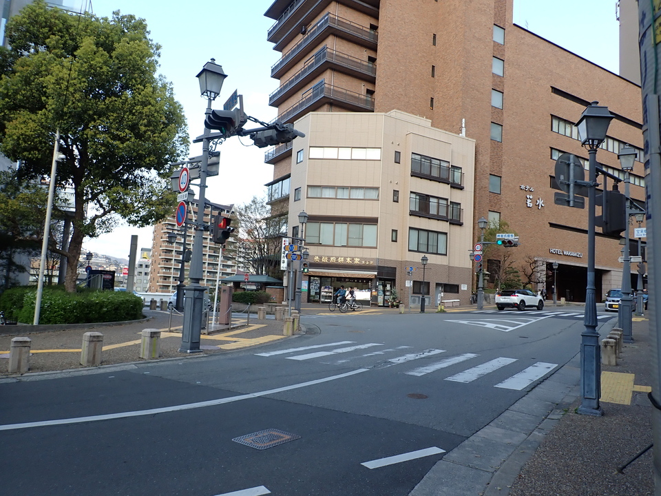 P4060293_mid.jpg