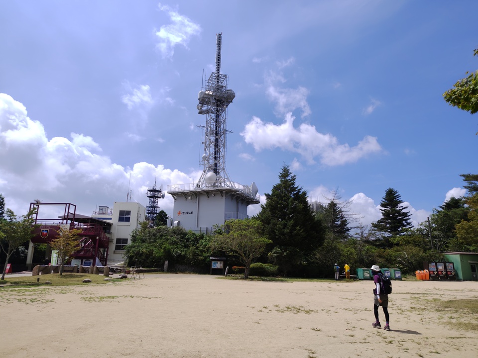 260830113218146_mid.jpg