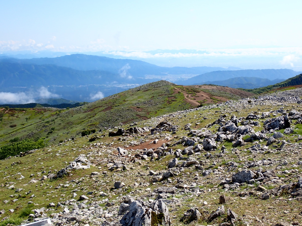 P5281522_mid.jpg