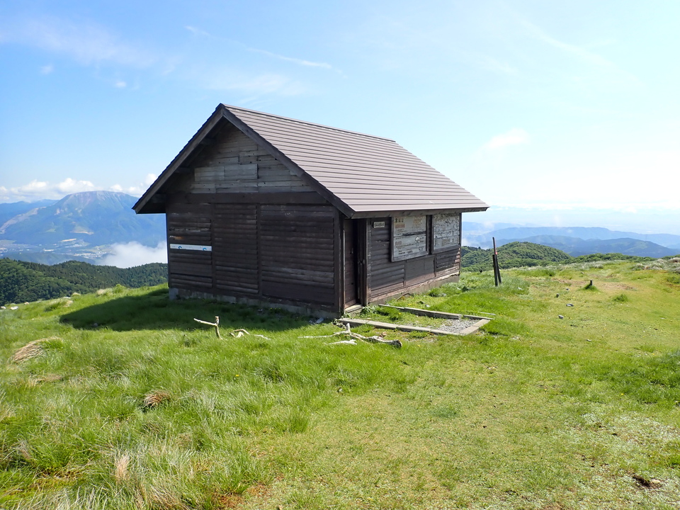 P5281584_mid.jpg