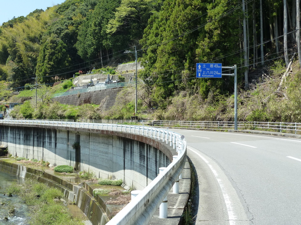 P1010370_mid.jpg