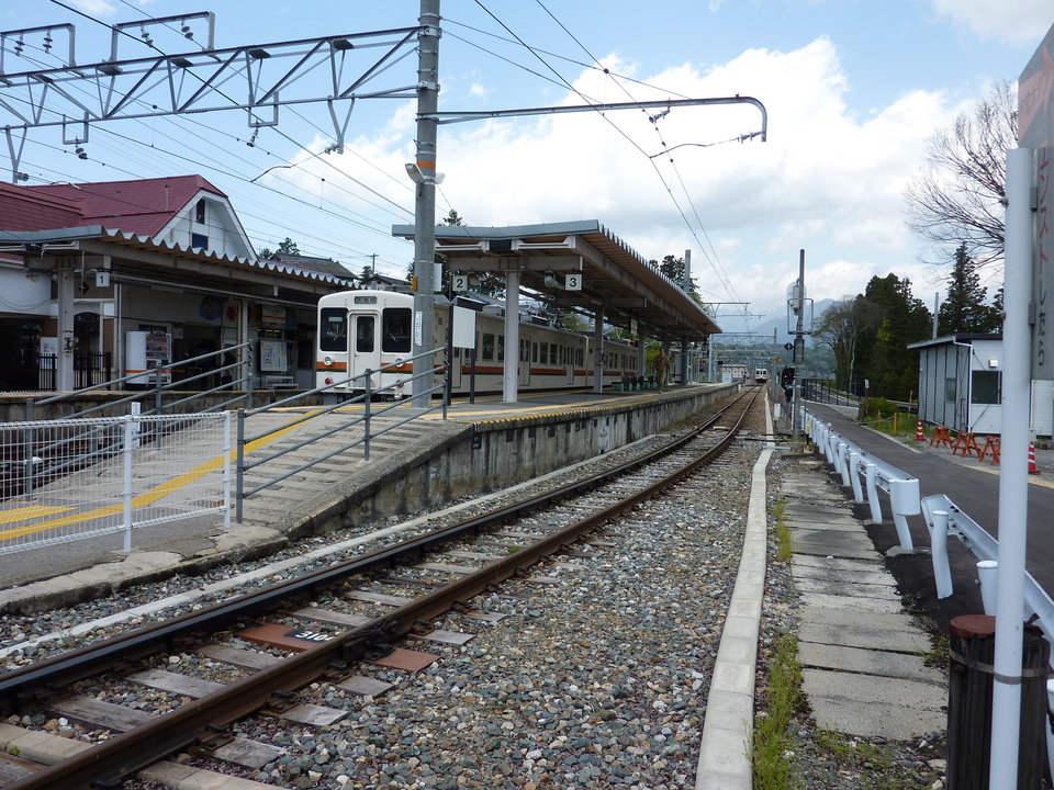 P1020166_mid.jpg