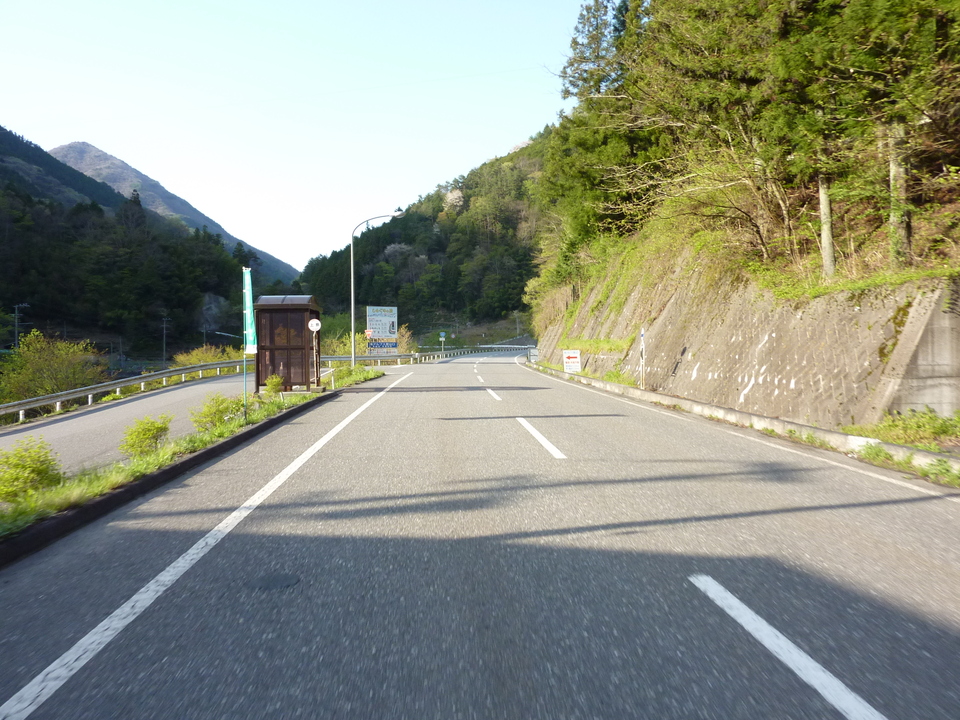 P1020336_mid.jpg